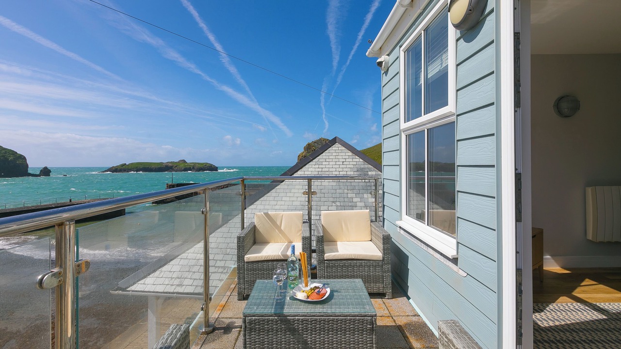 Photo of Patio Balcony in Mullion