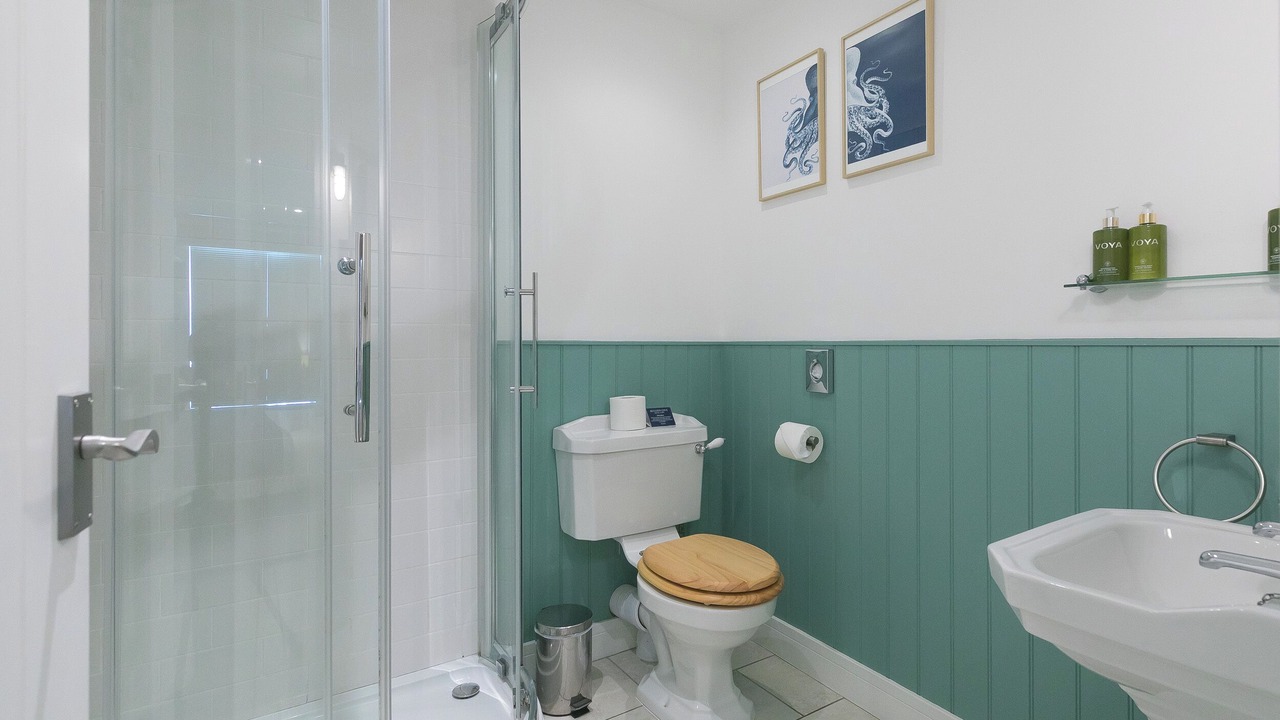 Photo of Others in Mullion