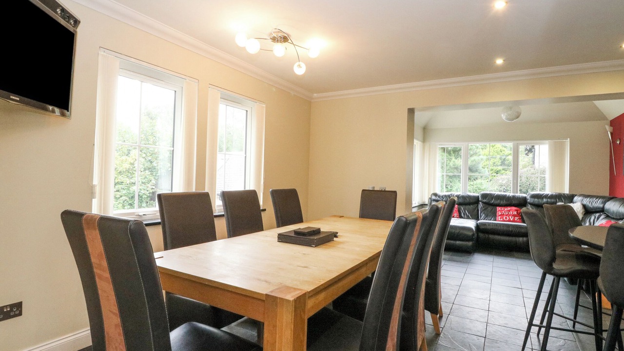 Photo of Others in Killin