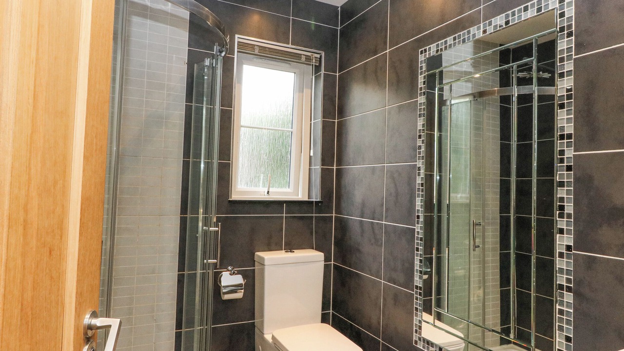 Photo of Others in Killin