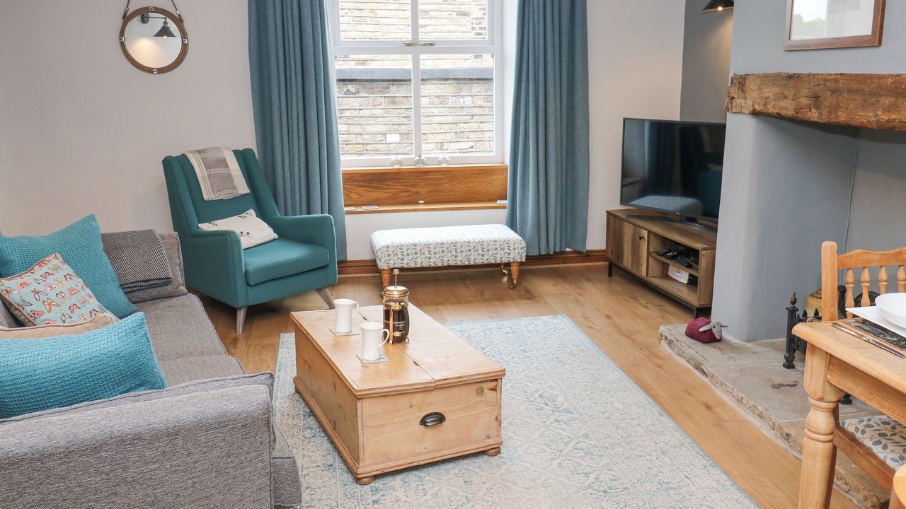 Photo of Livingroom in Honley