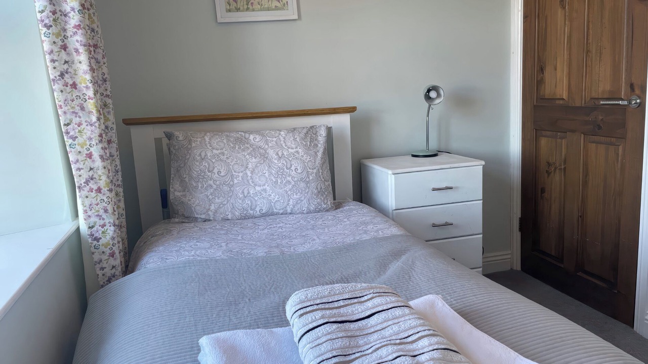 Photo of Others in Honley