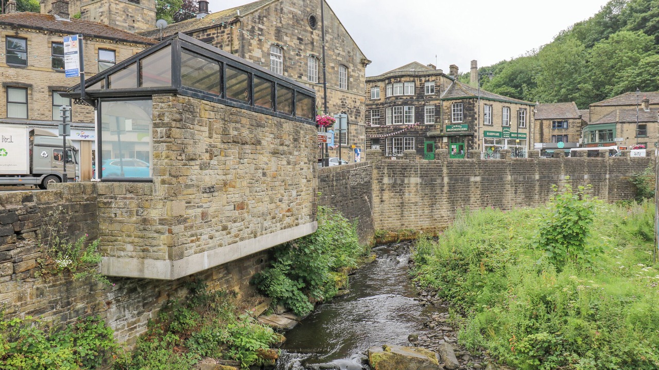 Photo of Outdoor in Honley