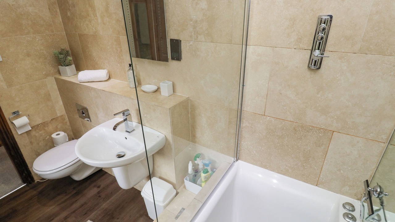 Photo of Others in Honley