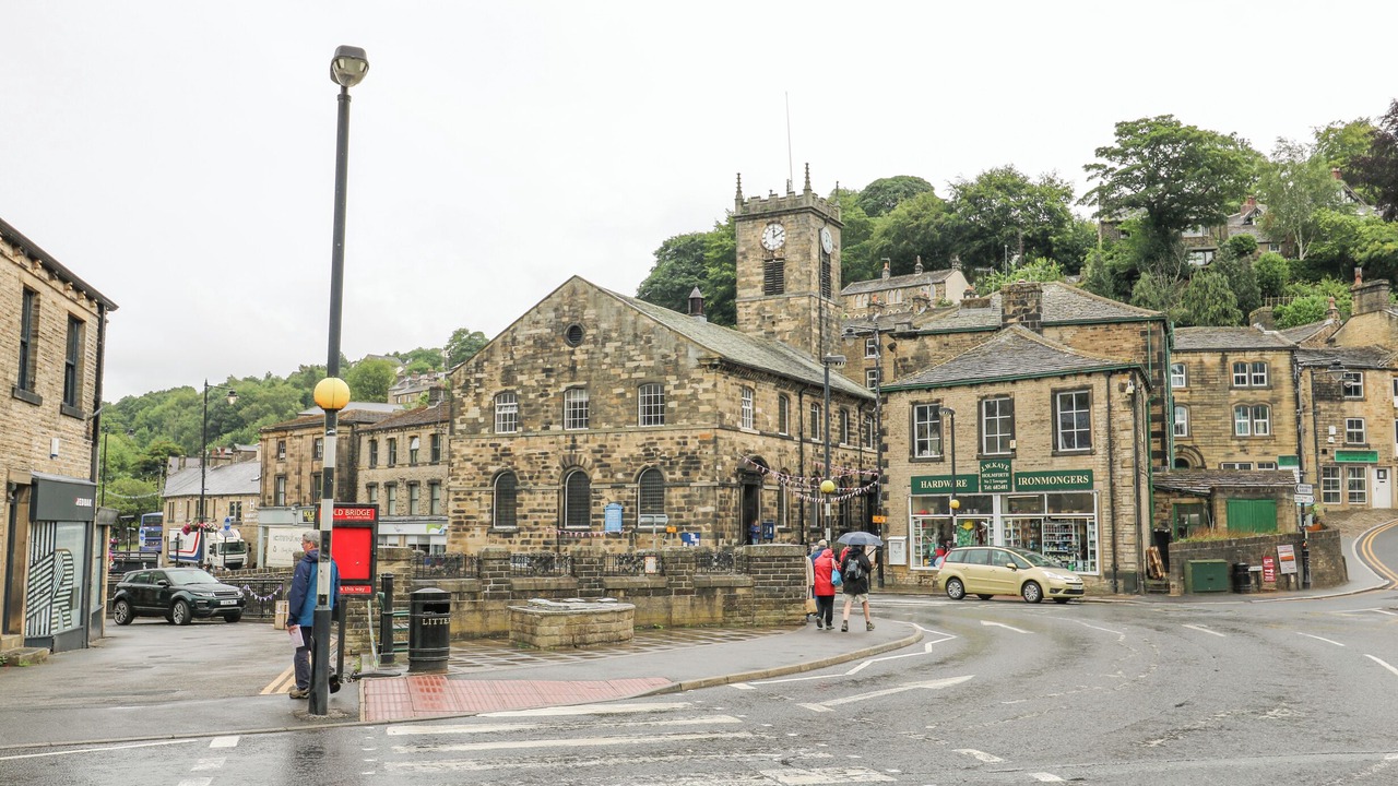 Photo of Others in Honley