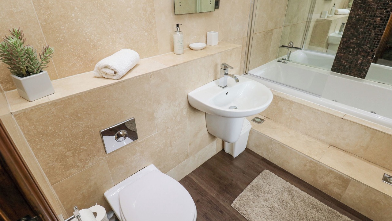 Photo of Others in Honley