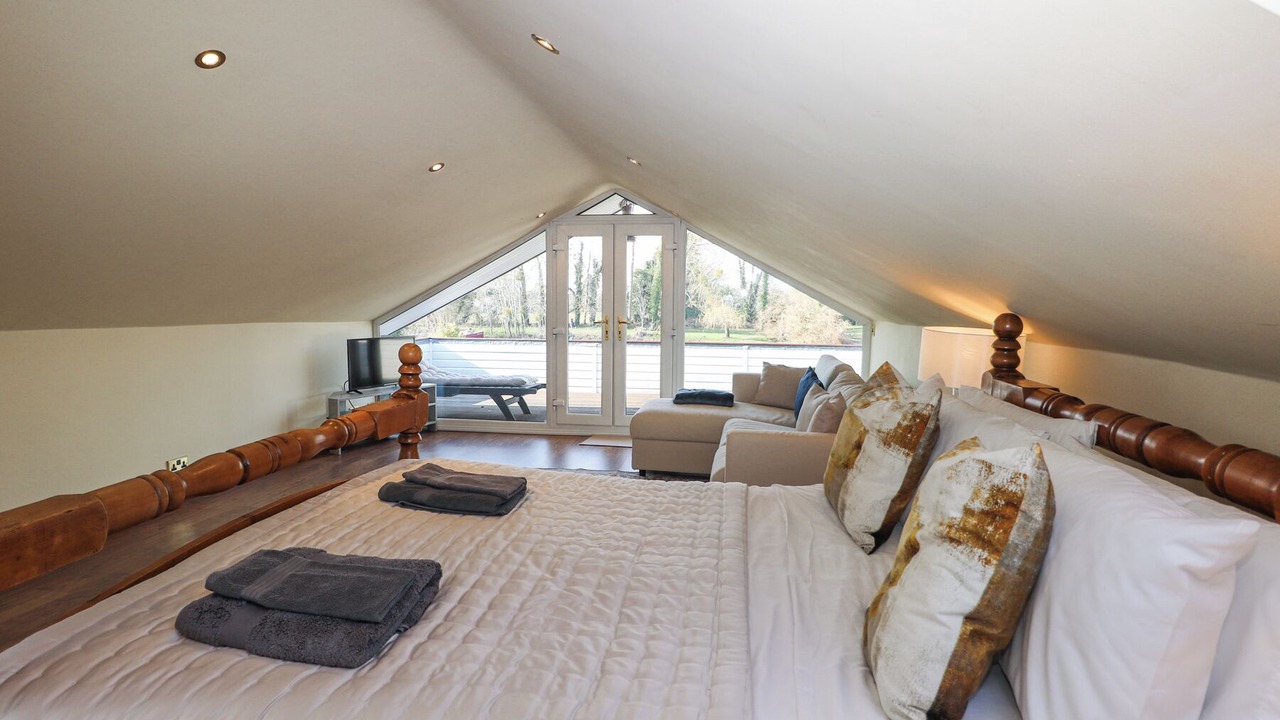 Photo of Others in Wraysbury