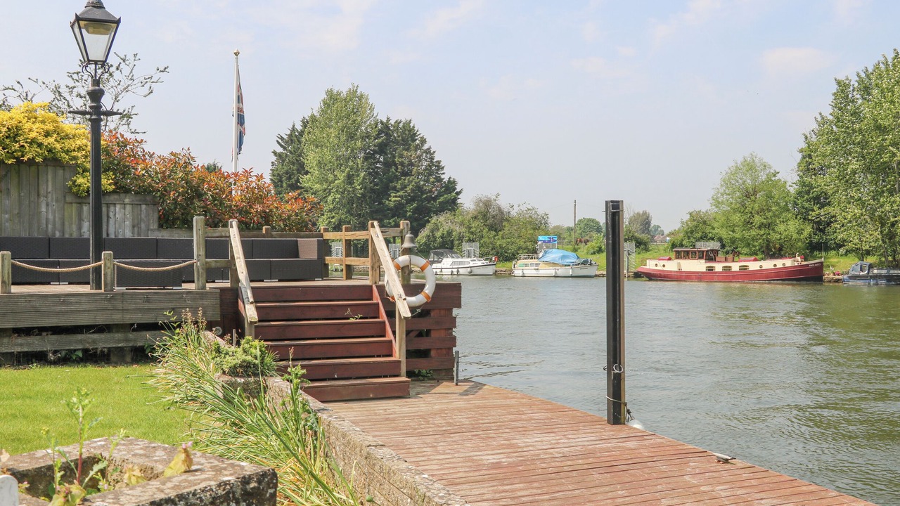 Photo of Others in Wraysbury