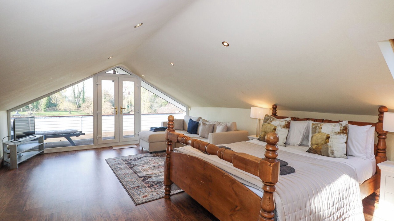 Photo of Others in Wraysbury