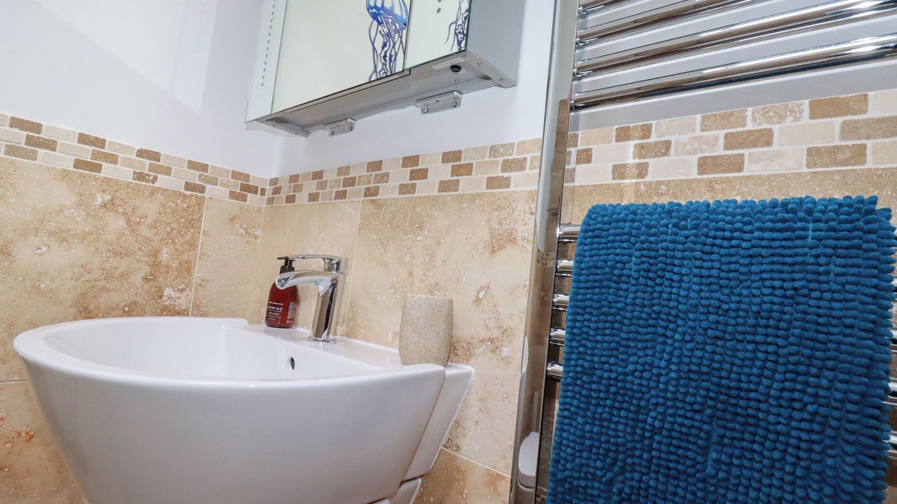 Photo of Bathroom in St. Columb Major