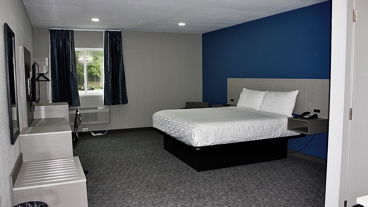 Photo of Bedroom in Millersville