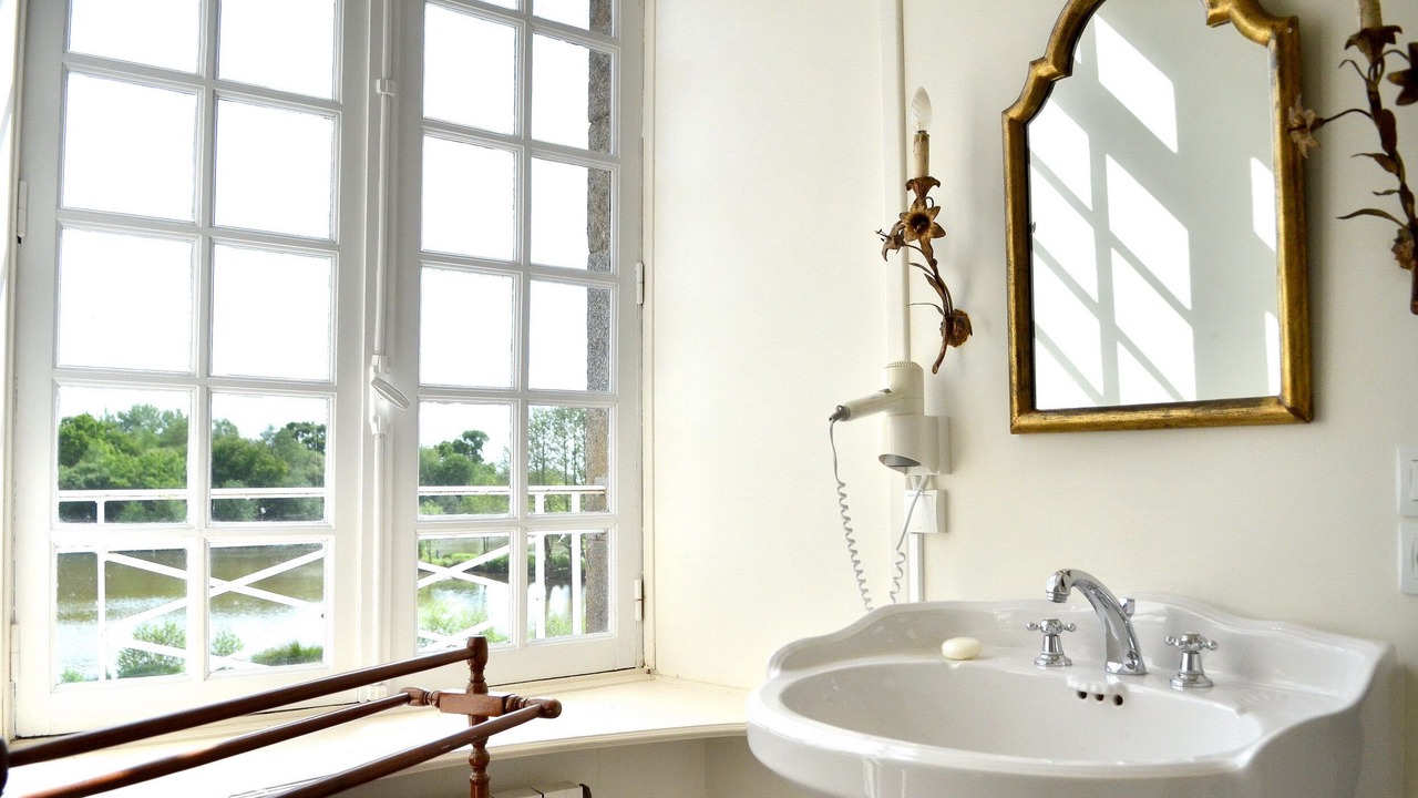 Photo of Bathroom in Pleugueneuc