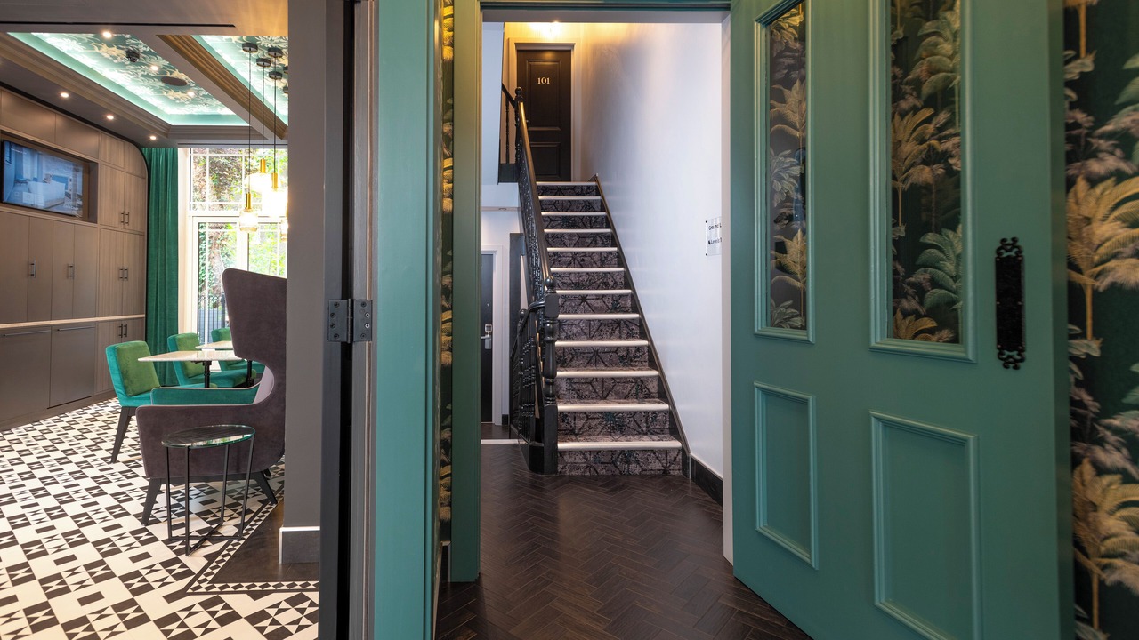 Photo of Others in Earl's Court