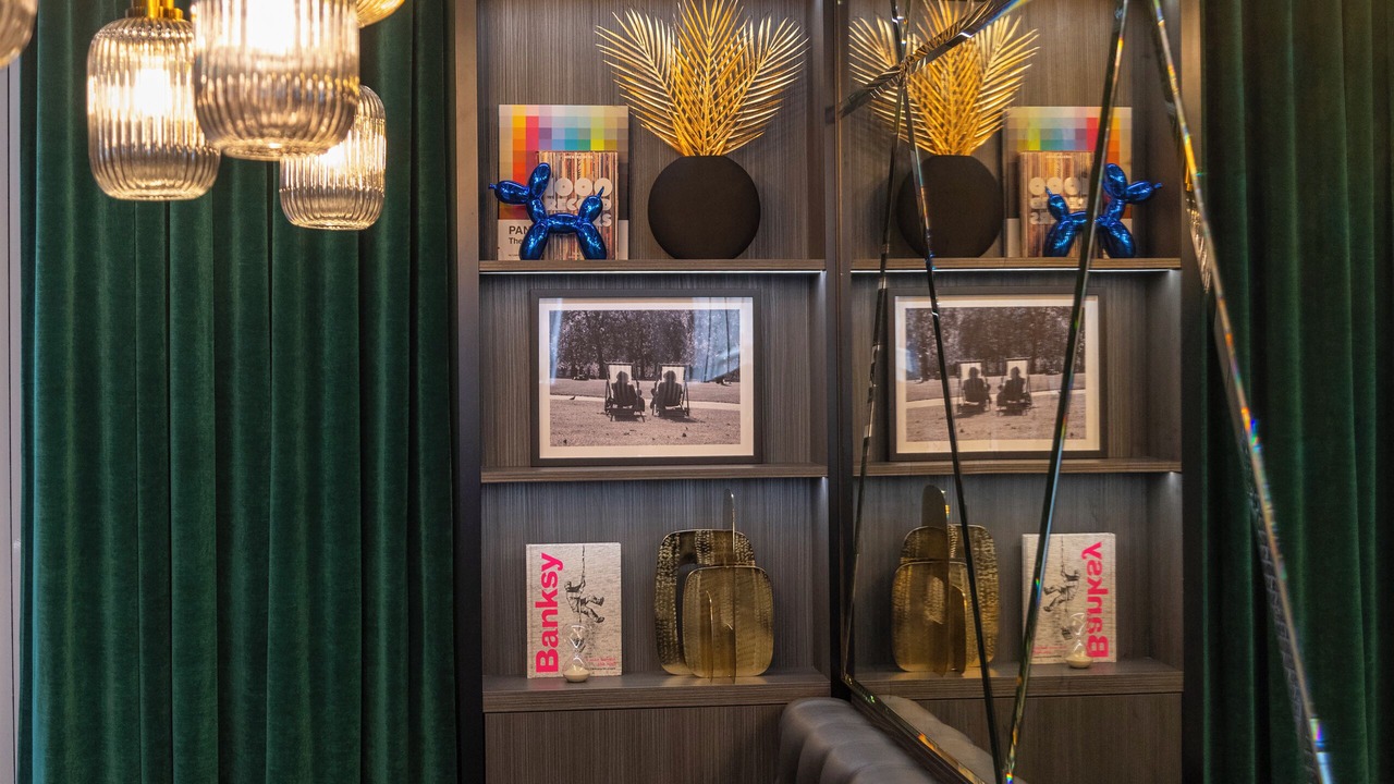 Photo of Others in Earl's Court