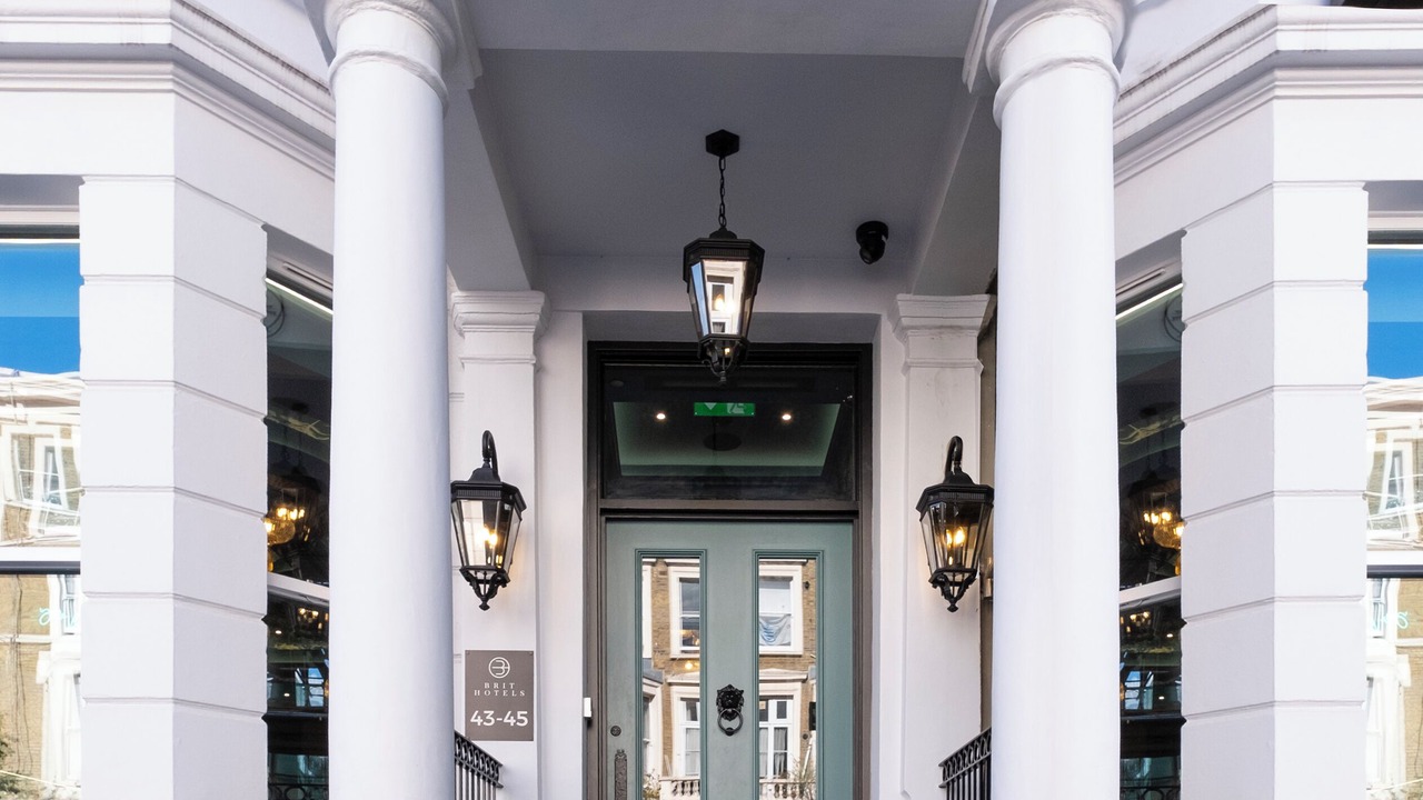 Photo of Outdoor in Earl's Court