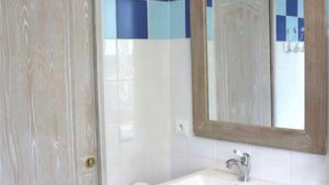 Photo of Bathroom in Jaunay-Marigny