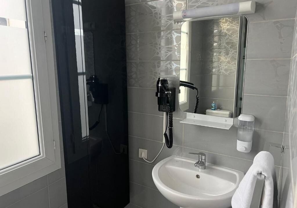 Photo of Bathroom in Centre Ville
