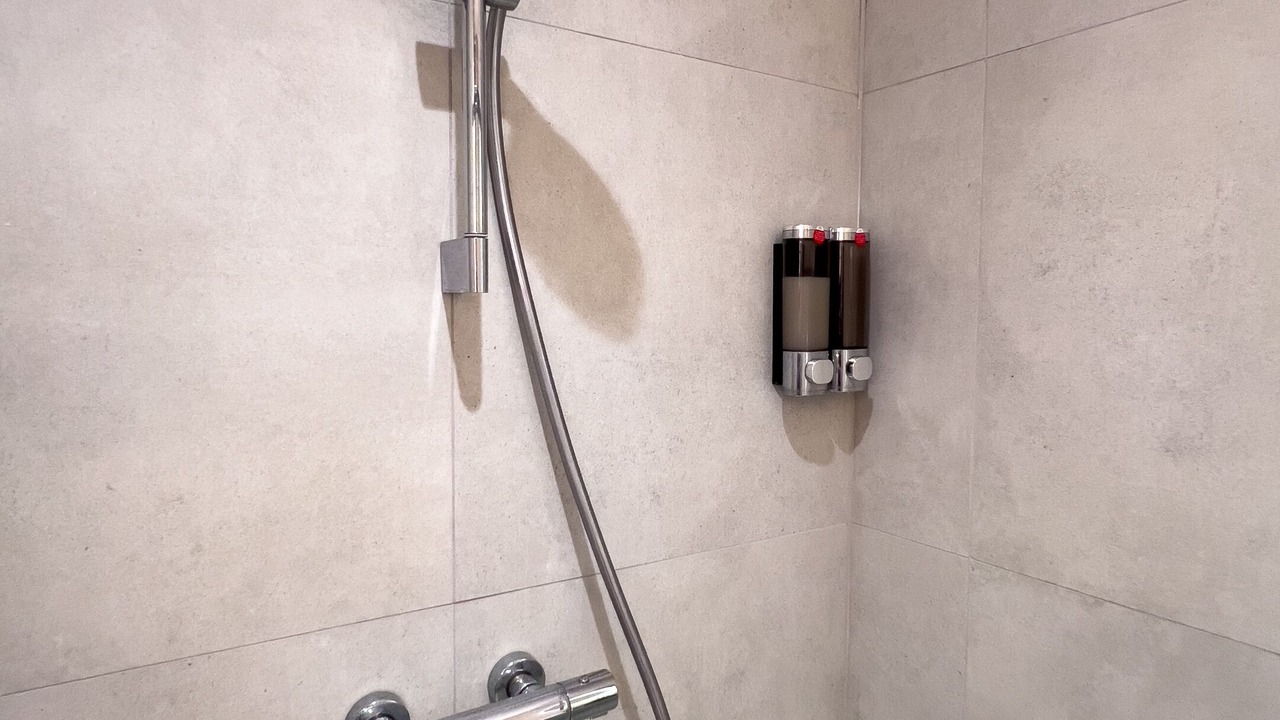 Photo of Bathroom in Cricklewood