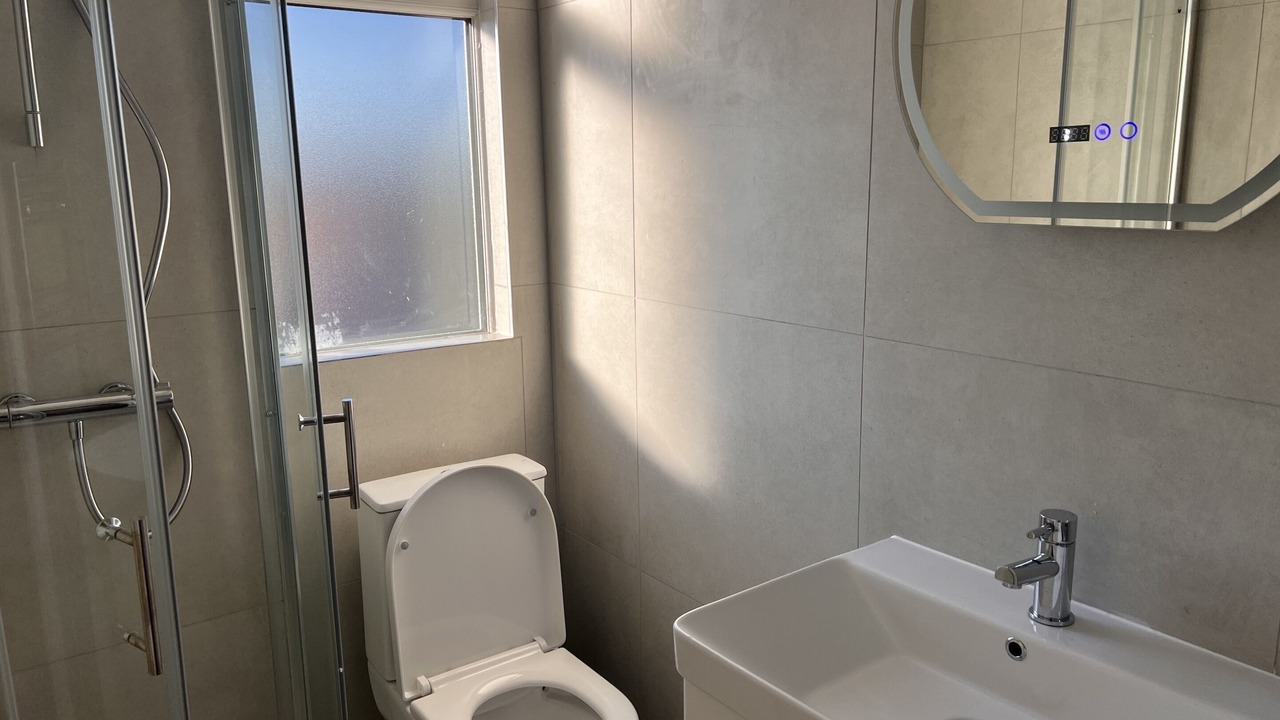 Photo of Others in Cricklewood