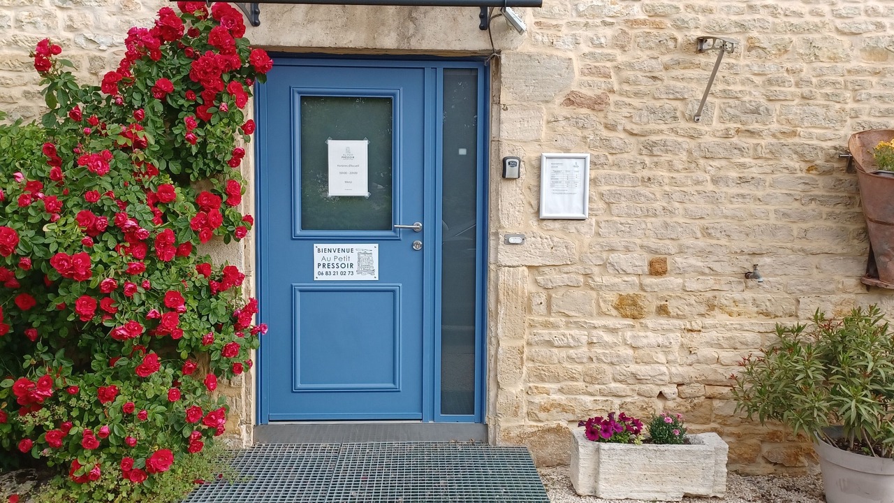 Photo of Outdoor in Givry
