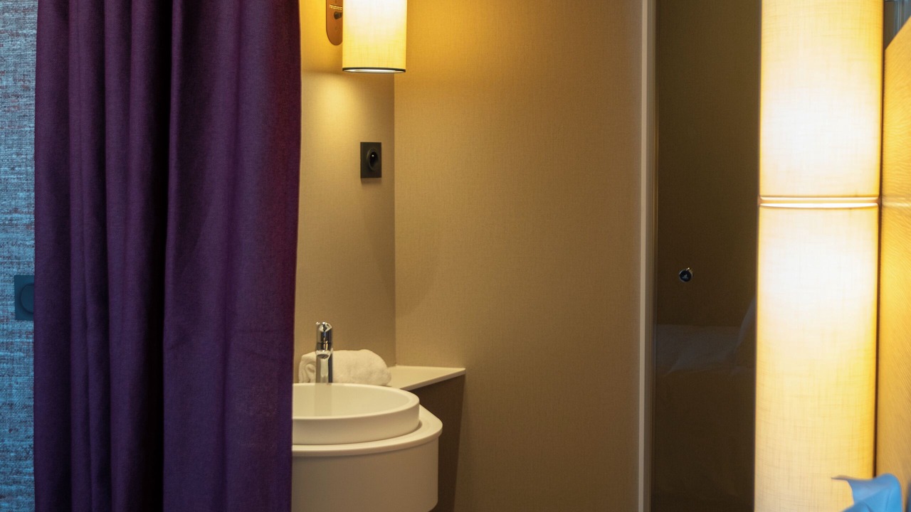 Photo of Bathroom in 8th Arrondissement