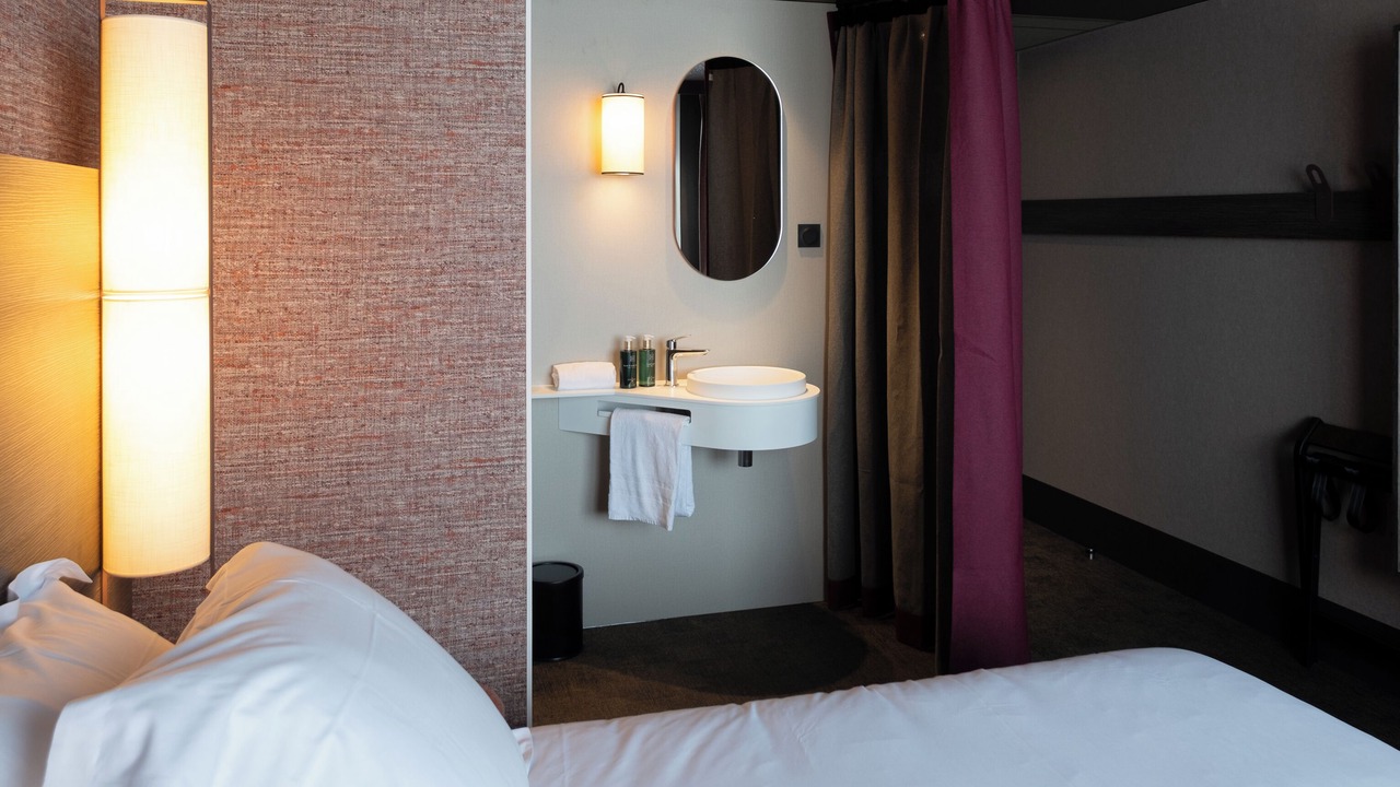 Photo of Others in 8th Arrondissement