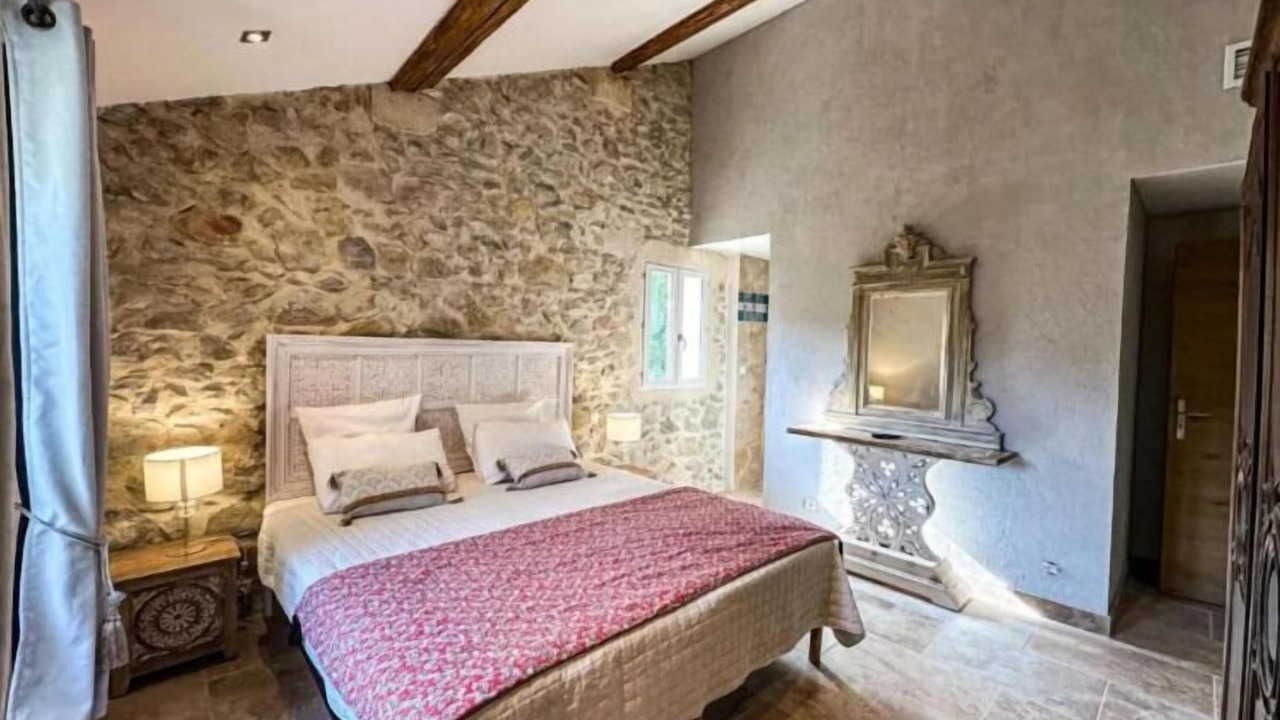 Photo of Outdoor in Saint-Etienne-du-Gres