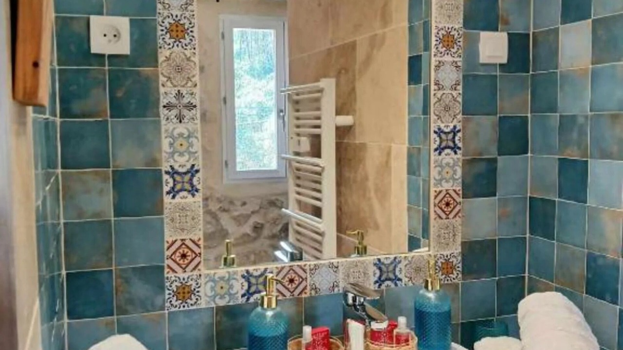 Photo of Bathroom in Saint-Etienne-du-Gres