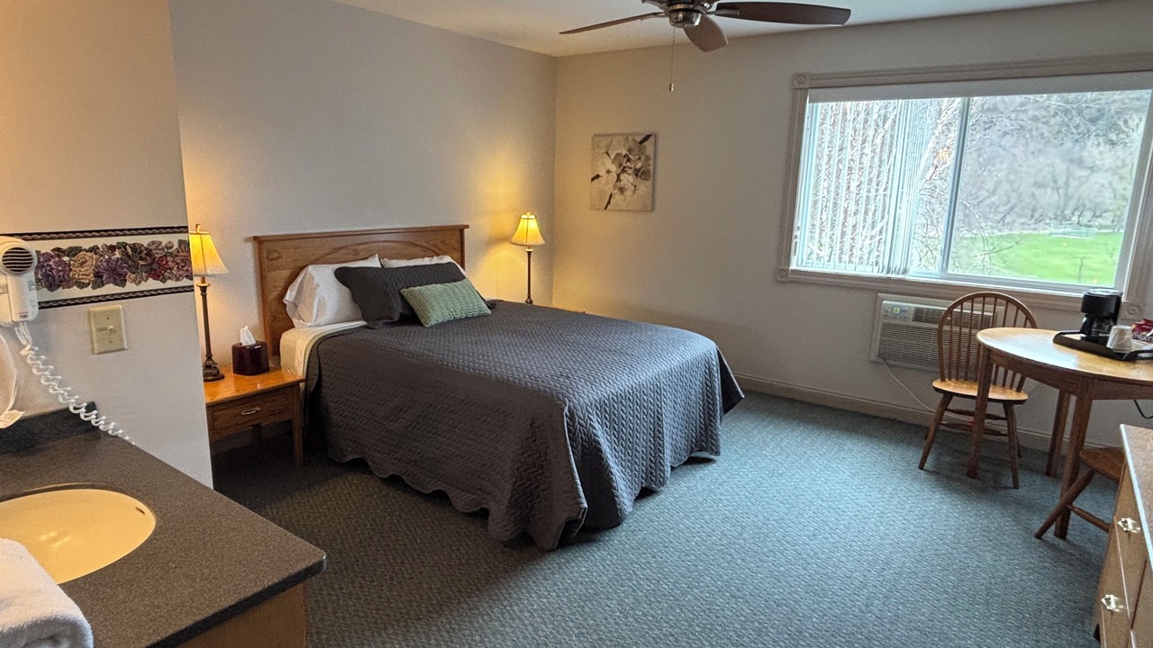 Photo of Bedroom in Lanesboro