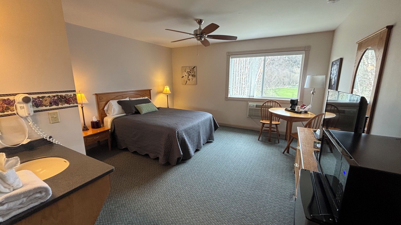 Photo of Bedroom in Lanesboro