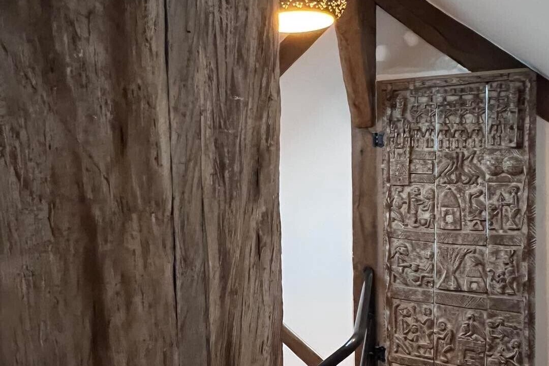 Photo of Others in Leval