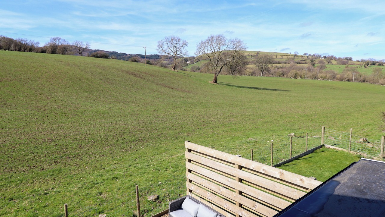 Photo of Outdoor in Mold