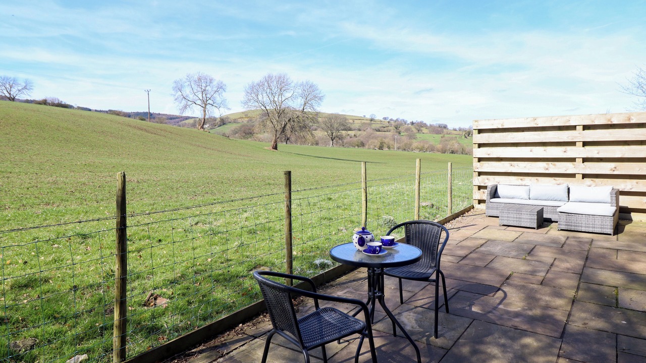 Photo of Outdoor in Mold