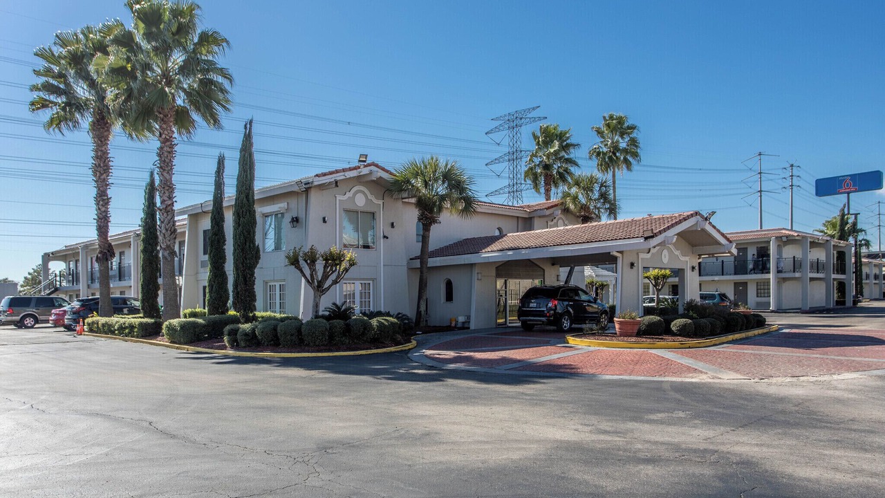 Photo of Outdoor in Greater Greenspoint