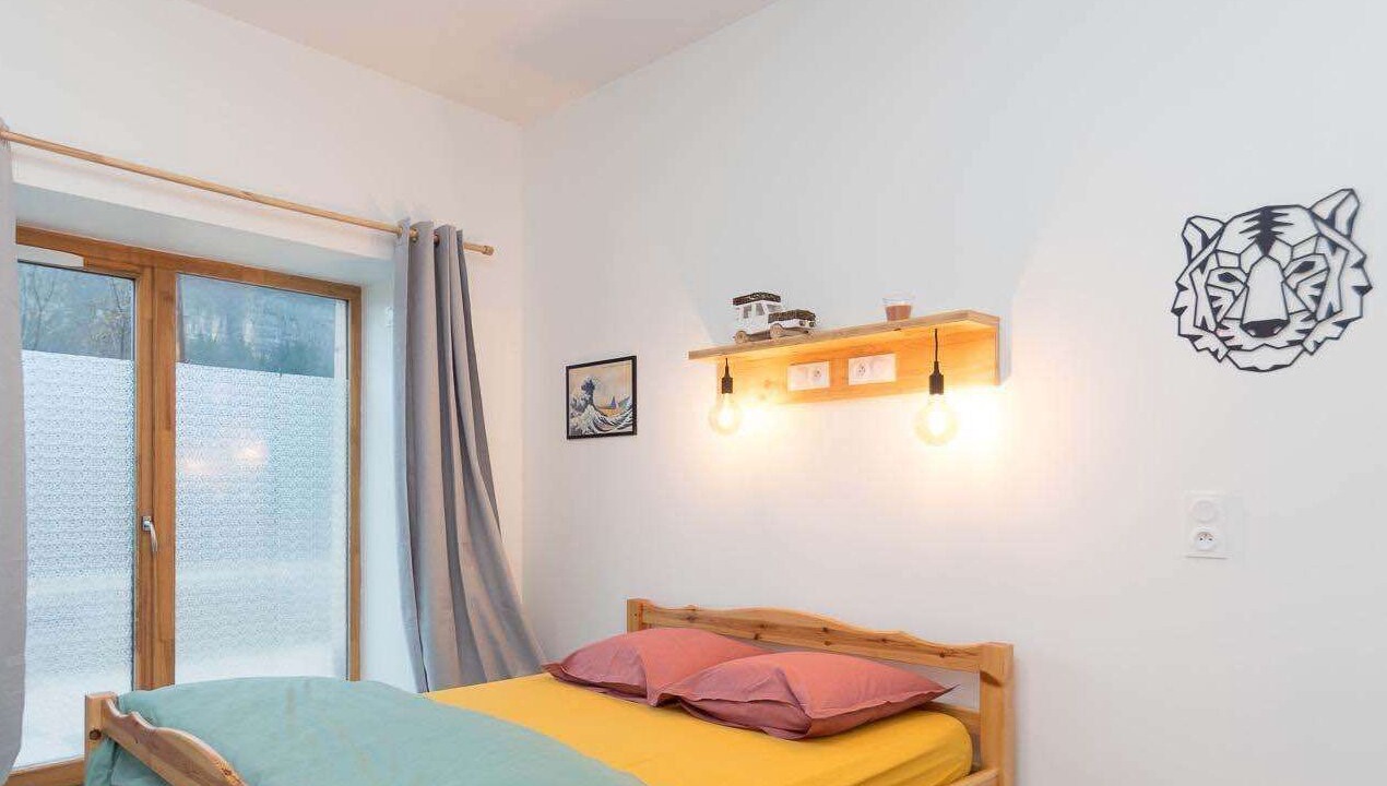 Photo of Bedroom in Engins