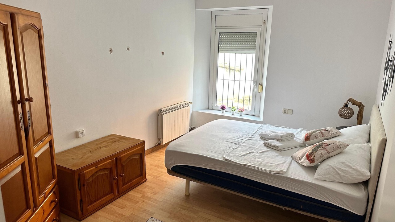 Photo of Bedroom in Vallromanes