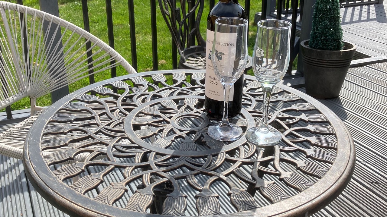 Photo of Outdoor in Wall Heath