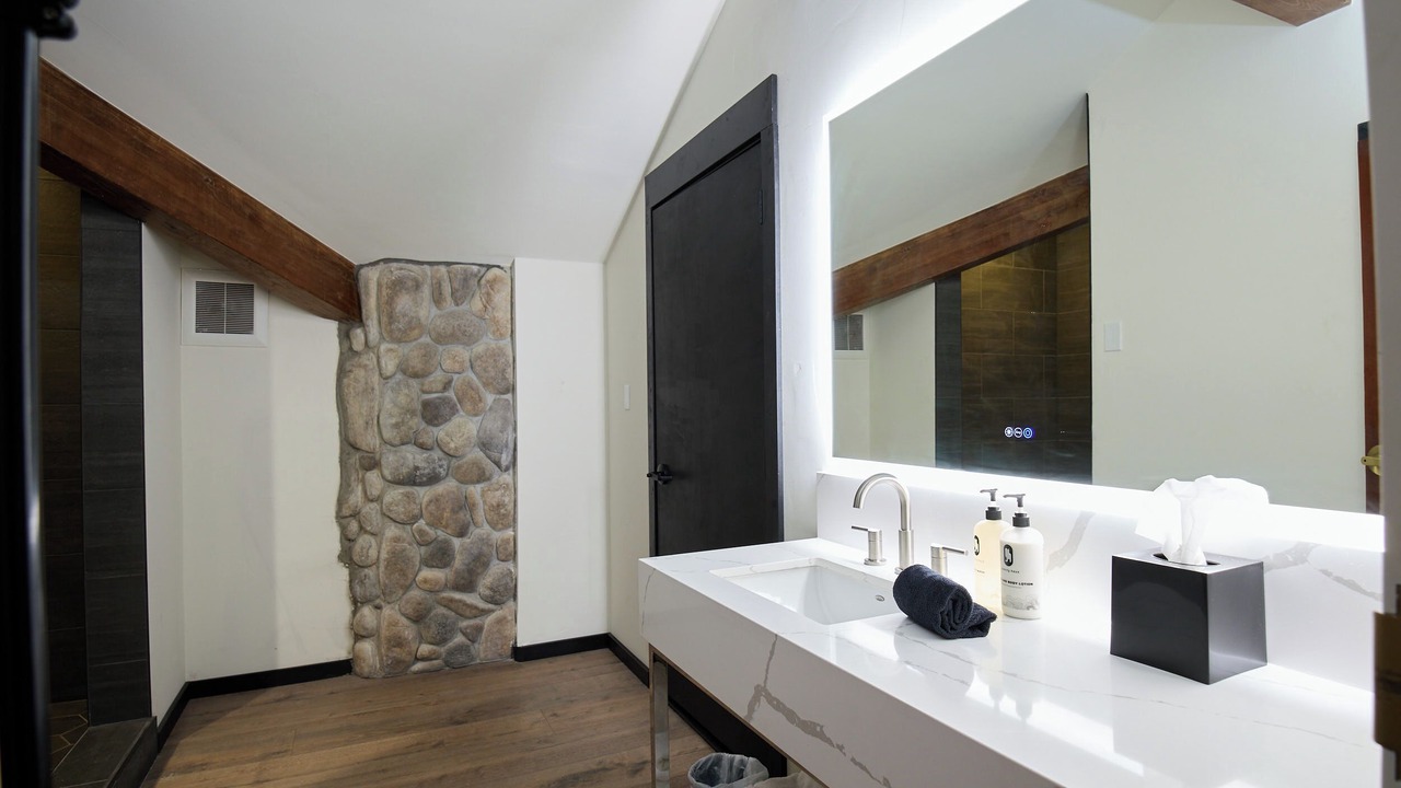 Photo of Bathroom in Big Sky