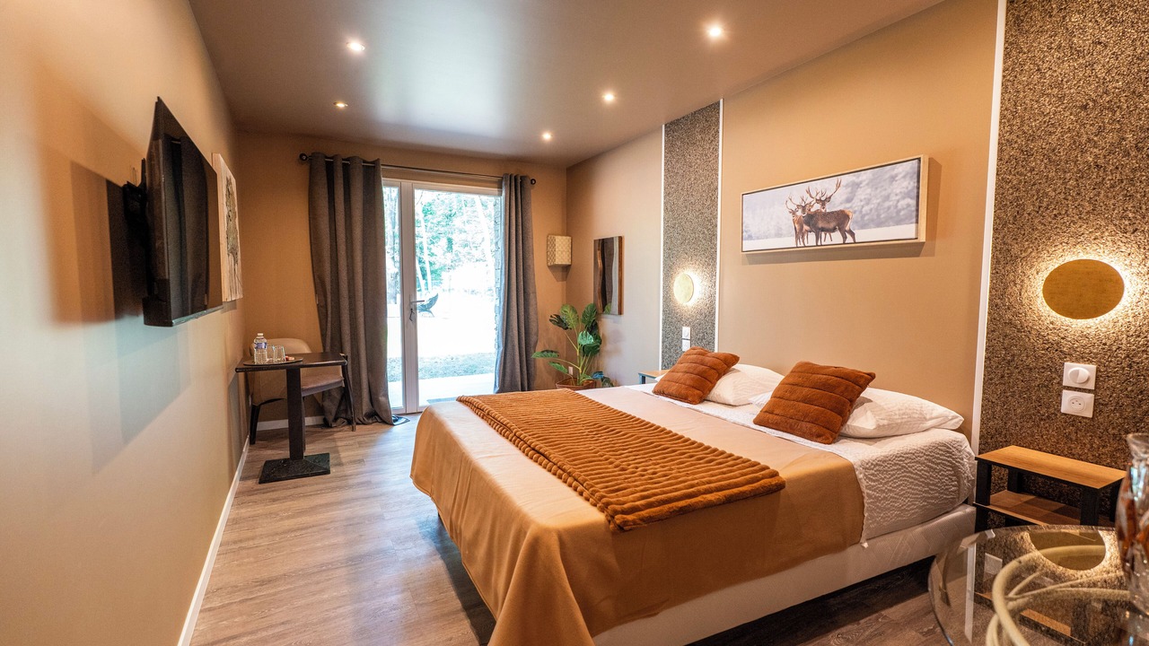 Photo of Bedroom in Saint-Prix