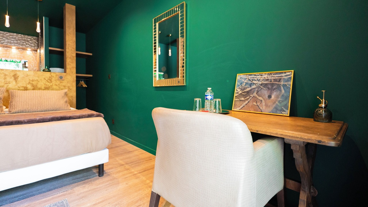 Photo of Bedroom in Saint-Prix