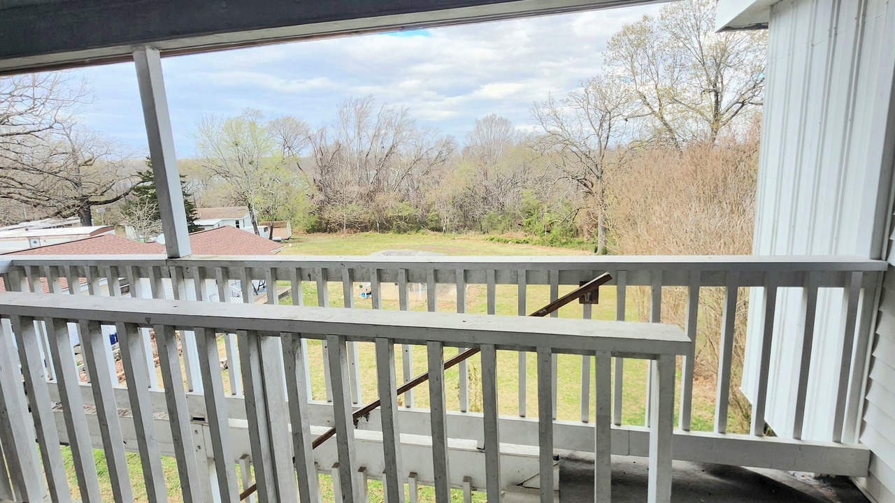 Photo of Outdoor in Lakeview