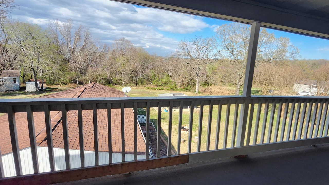 Photo of Outdoor in Lakeview