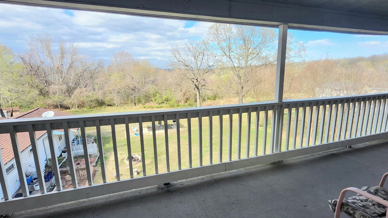 Photo of Outdoor in Lakeview