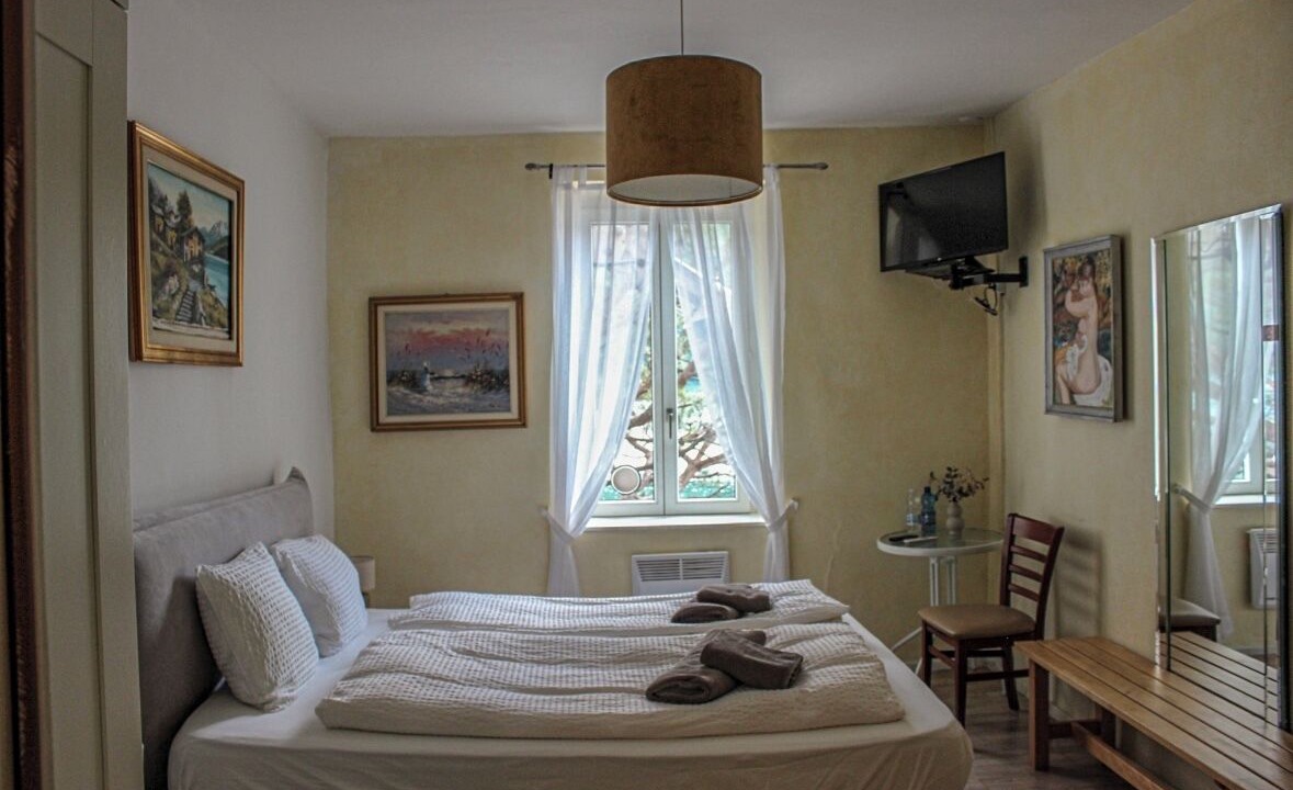 Photo of Bathroom in Morcote