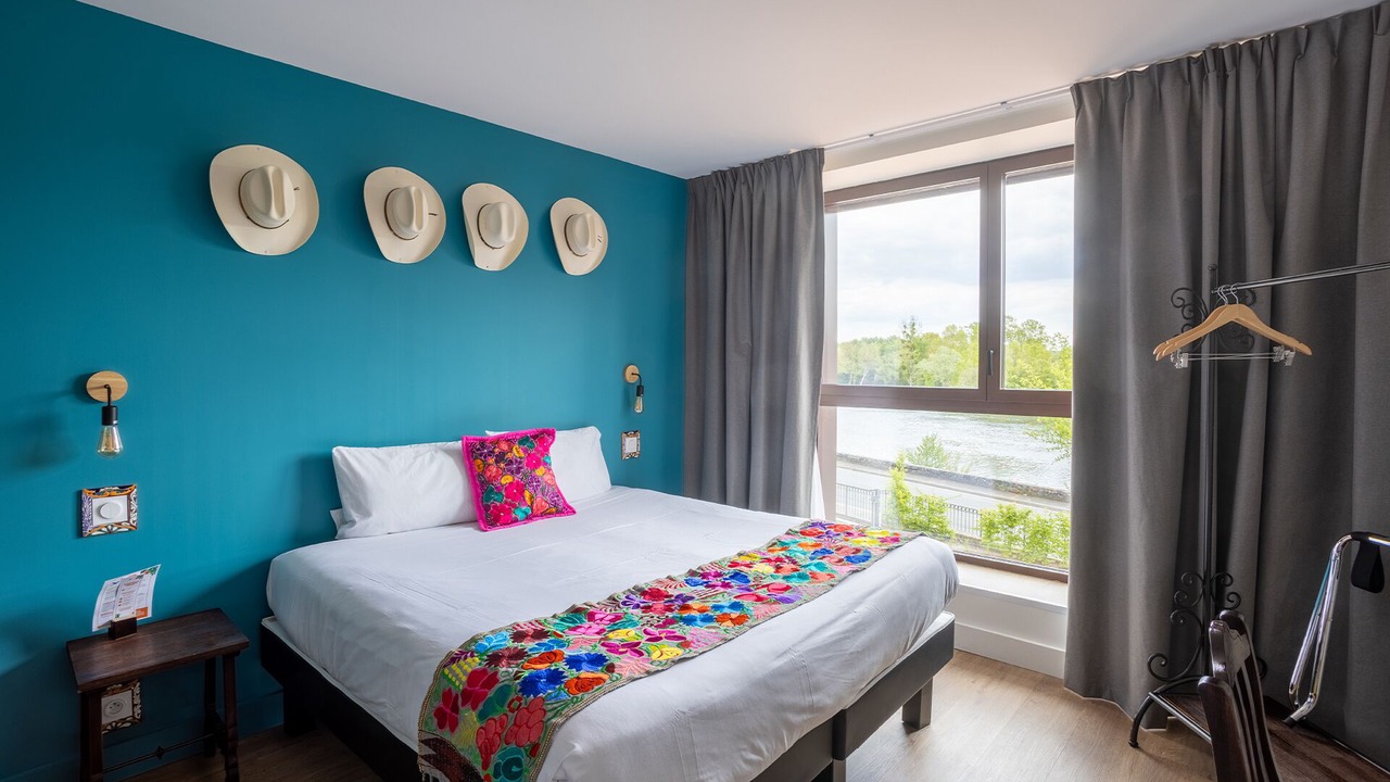 Photo of Bedroom in Saint-Aignan