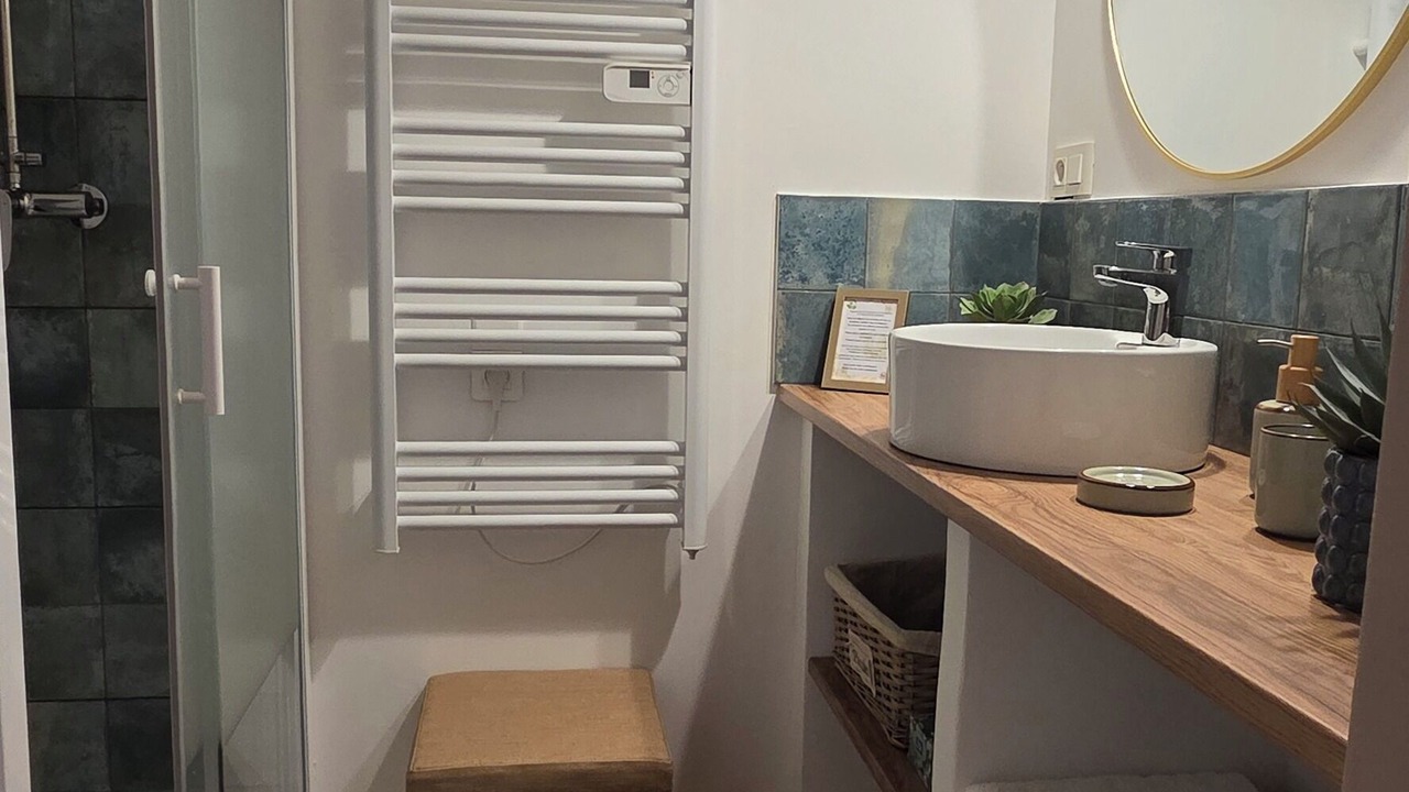 Photo of Bathroom in Puisserguier