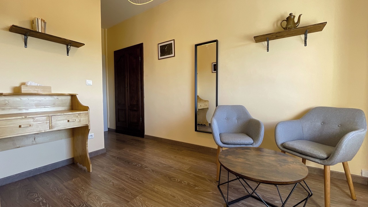 Photo of Bedroom in Pannessieres