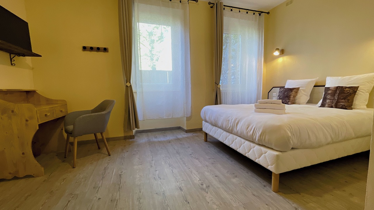 Photo of Bedroom in Pannessieres