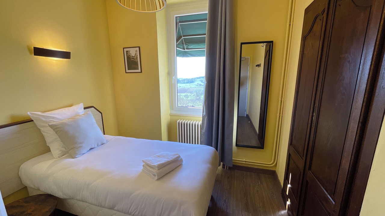 Photo of Bedroom in Pannessieres