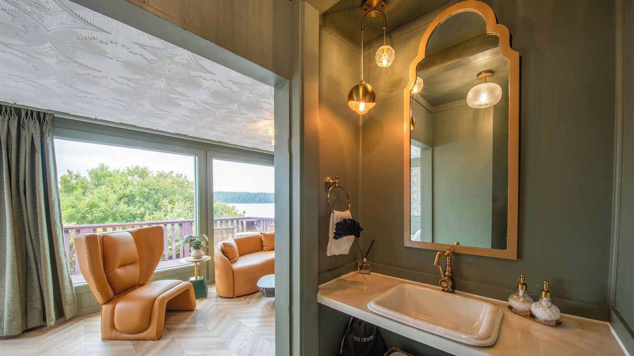 Photo of Bathroom in Dunes City